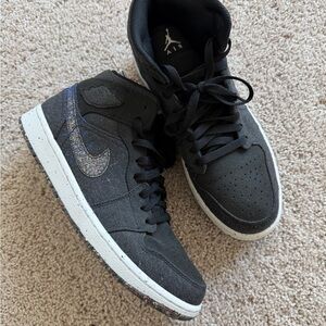 Nike Black Mid-Top Sneakers - MID CRATER